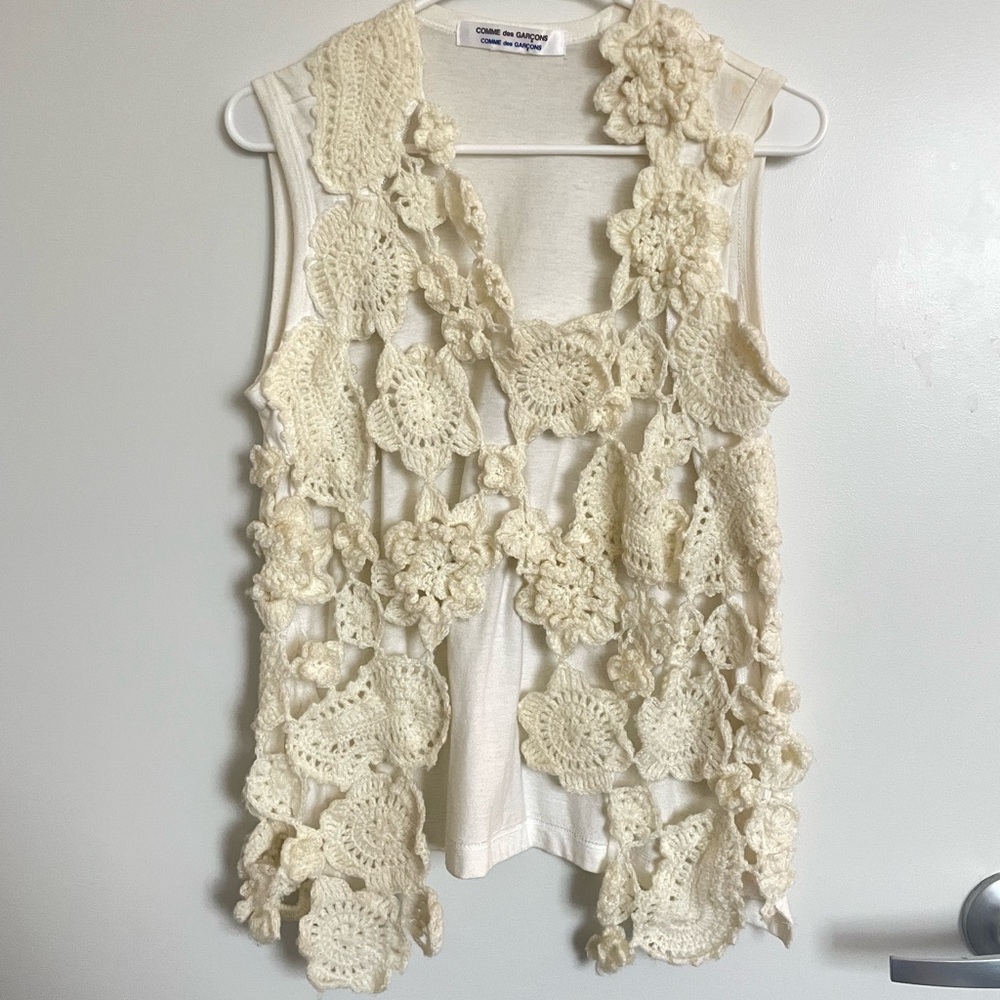 Comme des garçons flower knit tank